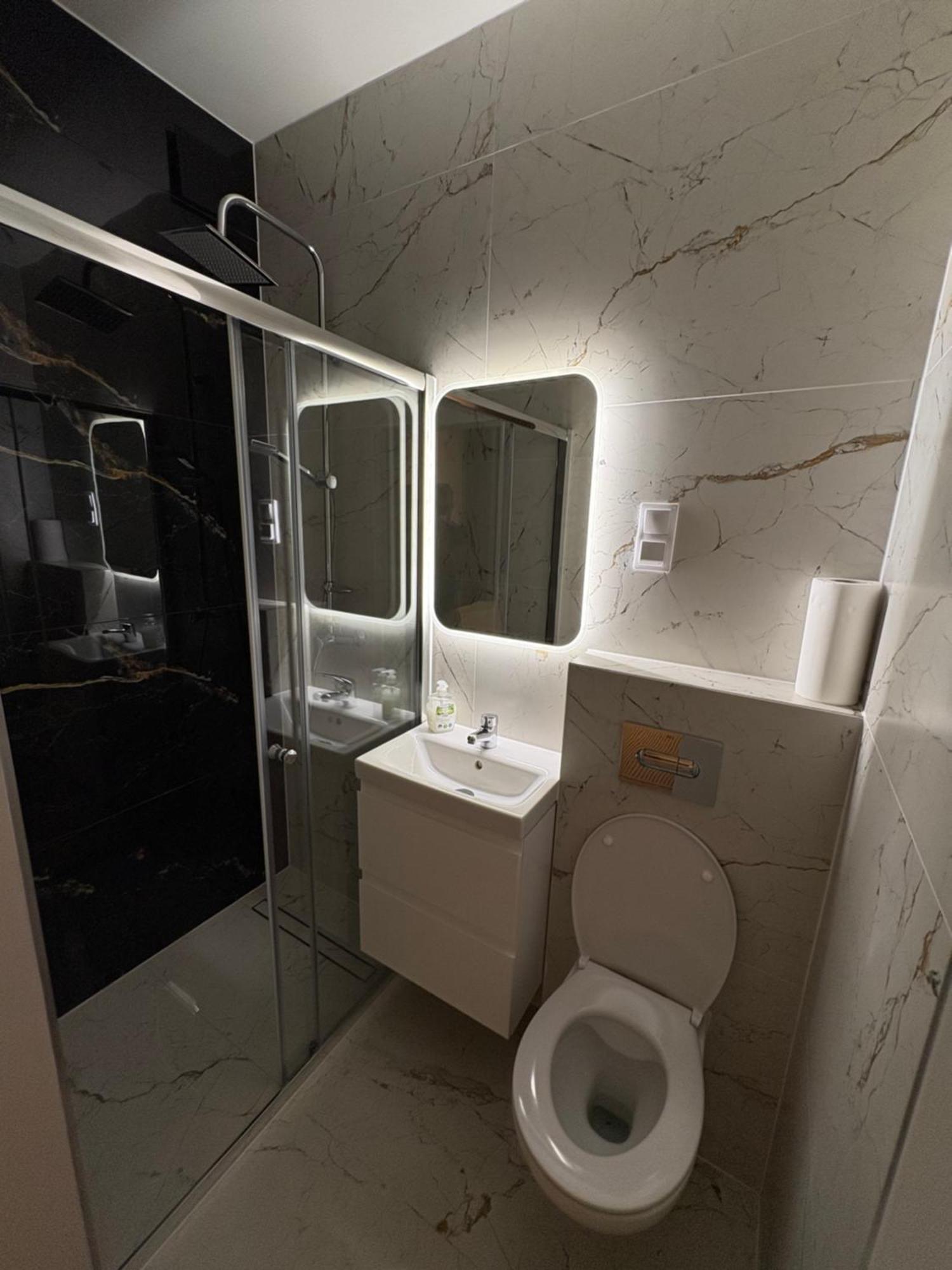 Apartament Airport Gdansk Bagian luar foto